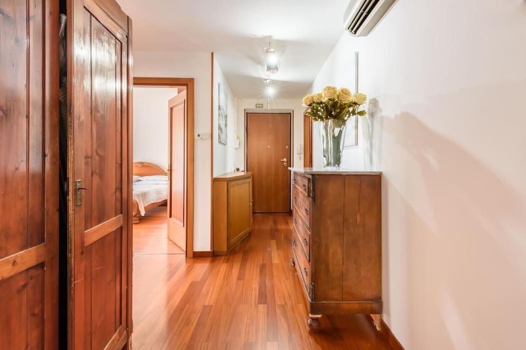 Parking & Wifi City Walls Apartment 皮斯托亚 外观 照片